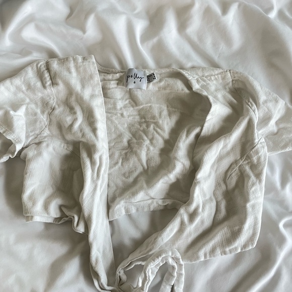 ❗️SOLD ❗️Princess Polly Linen Tie Top Size 2 / XS - Picture 2 of 4